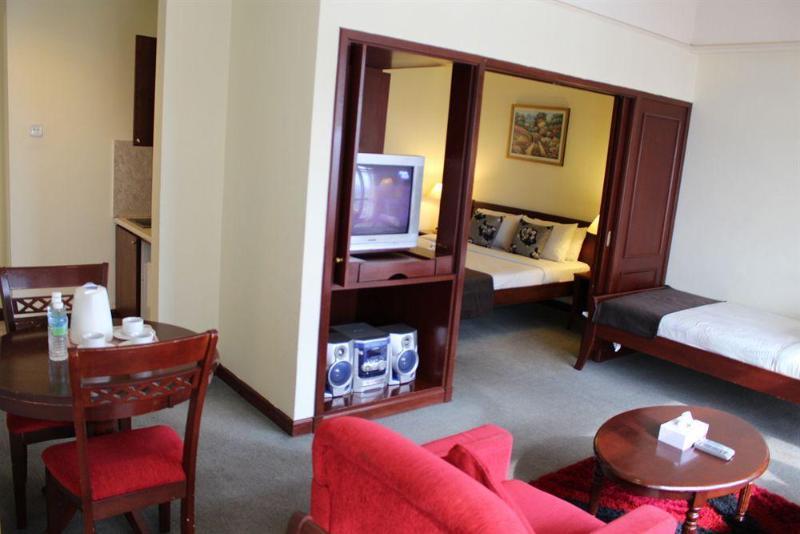 Baral Service Times Square 4*